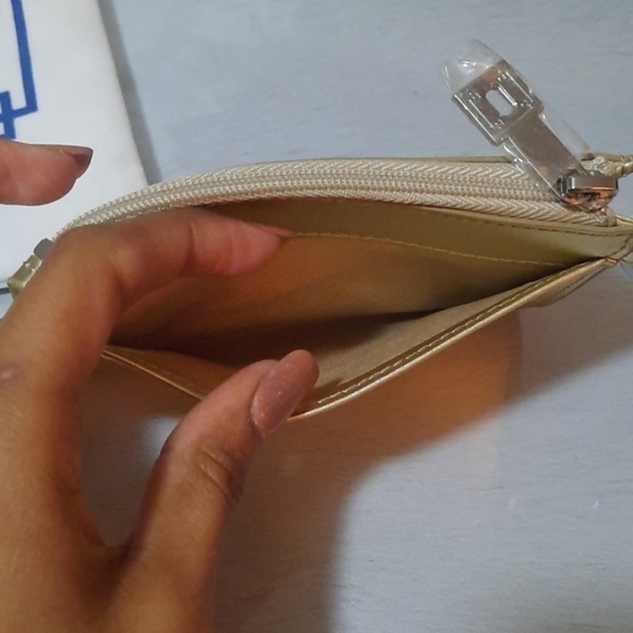 O-Venture Cardholder Keychain - Picture 6 of 14